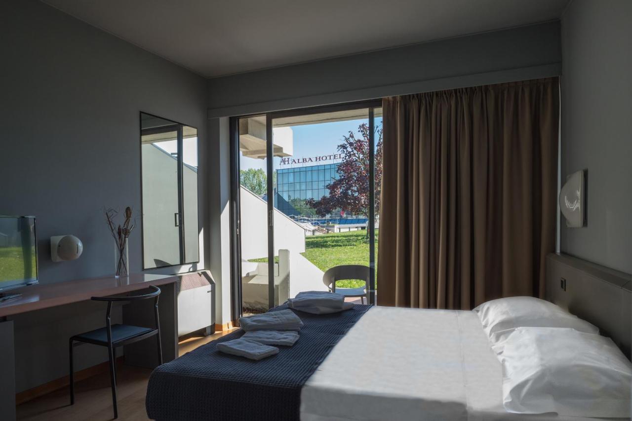 Alba Hotel Buitenkant foto
