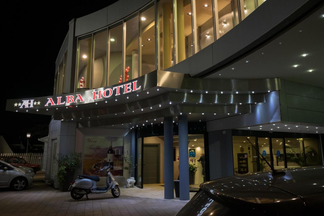 Alba Hotel Buitenkant foto