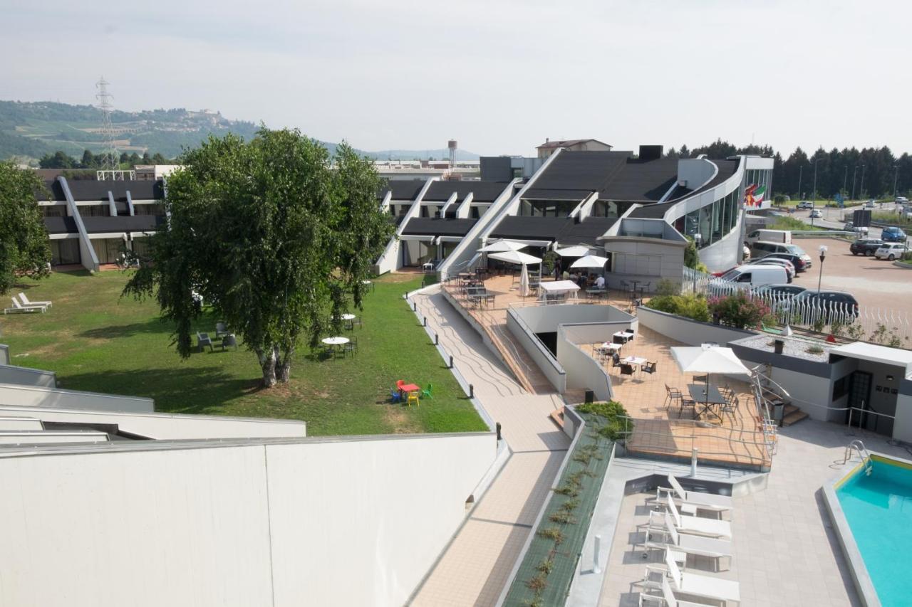 Alba Hotel Buitenkant foto