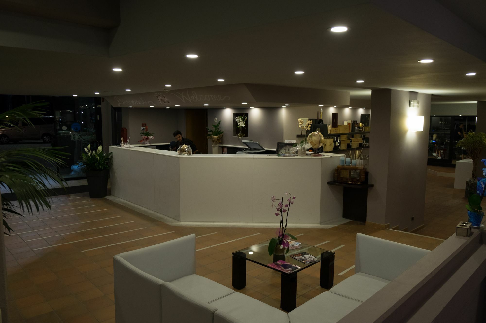 Alba Hotel Buitenkant foto